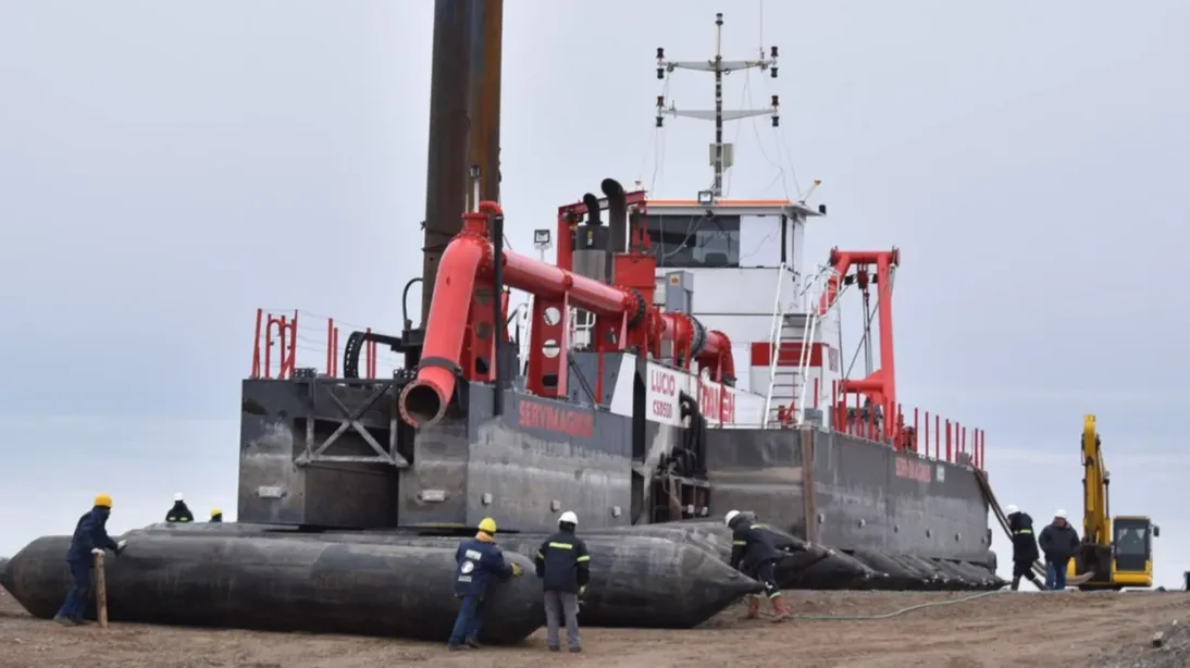 comienza-el-dragado-del-rio-Chubut-en-Puerto-Rawson