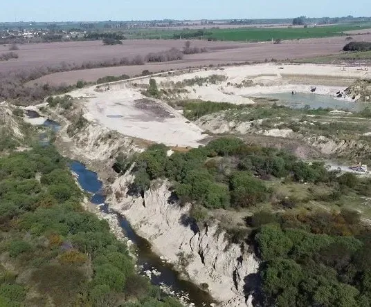 portada-el-salto-desviado