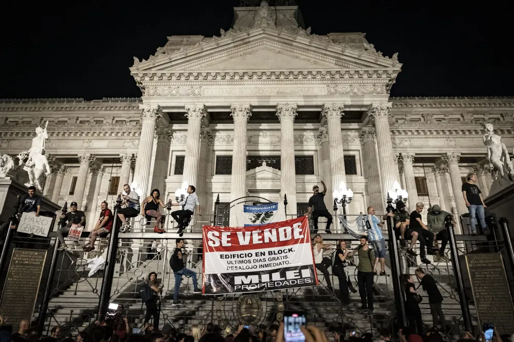 Cacerolazo-19