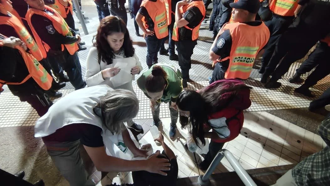 photo_5098090846116056165_y