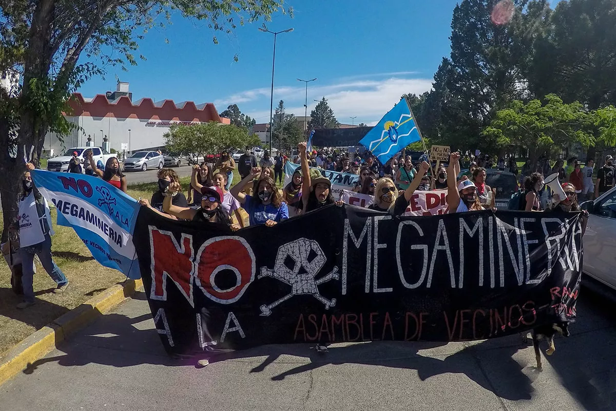 megamineria-chubut-el-grito-del-sur-min