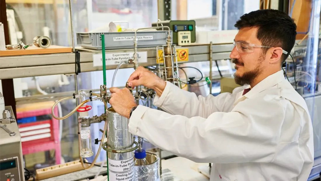 eab54033d55864e7ce30ae78449d5a6f_1000_1100