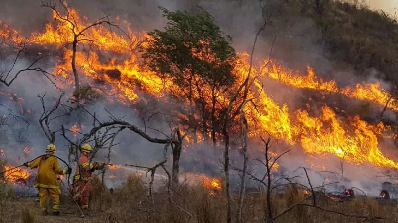 incendios-descontrolados-en-cordoba-1057094