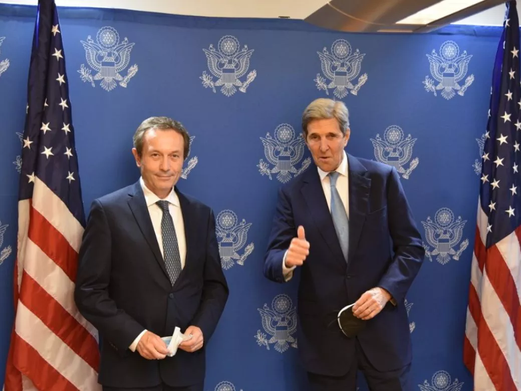20220422-gustavo-beliz-y-john-kerry-1345203