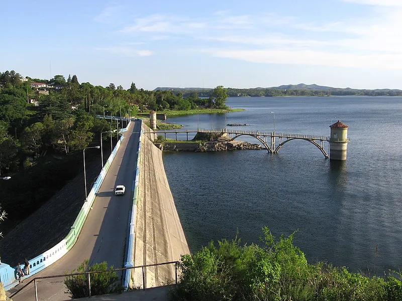 Embalse,_Córdoba,_reservoir