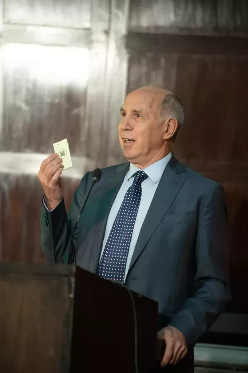 Dr. Ricardo Lorenzetti - tarjeta plantable