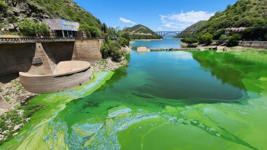 lago-san-roque-contaminacion-2023-1536x864-1-1024x576